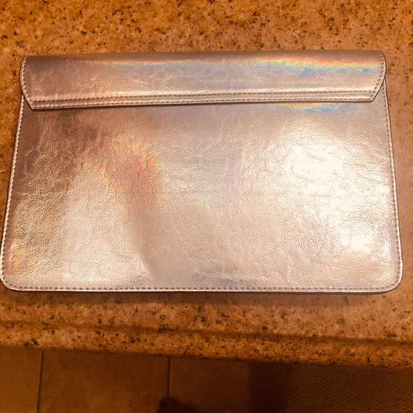 Silver clutch - Picture 3 of 3